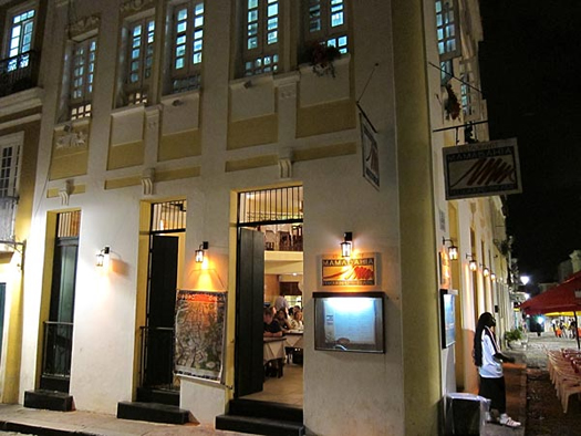 Restaurantes típicos en Salvador: Mama Bahía